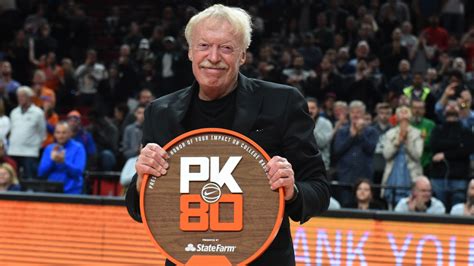 who is phil knight